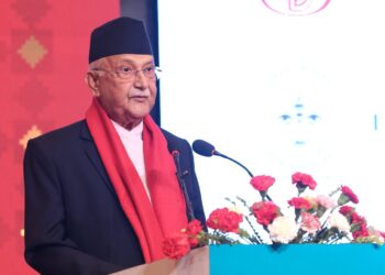 प्रधानमन्त्री ओलीले भन्नुभयो: राजतन्त्र फिर्ताको सपना असम्भव हो जनताले मुन्ट्याएर फालिसकेको छ’
