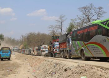 दाउन्ने सडक खण्डमा वर्षाका बेला राति गाडी चलाउन रोक