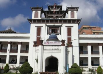 रुपन्देही क्षेत्र नम्बर ३ को मतदाता नामावली अद्यावधिक गर्दै आयोग