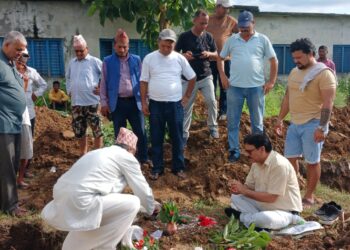 वेदकोटको नवदुर्गा आधारभूत विद्यालयमा चार कोठे भवनको शिलान्यास