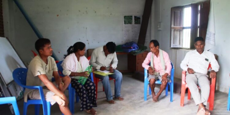 लालझाडीका पीडित किसान आन्दोलित