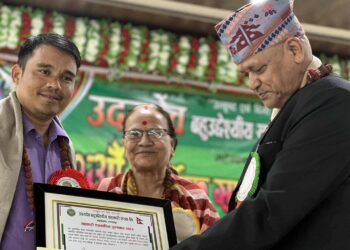 सहकारी पुरस्कारबाट सम्माननित पत्रकार बिष्ट