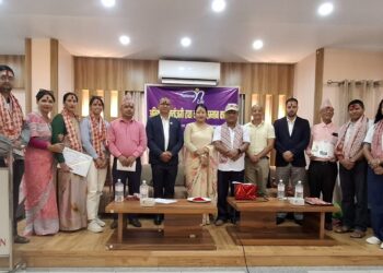 नेशनल लाईफ इन्स्योरेन्सको महेन्द्रनगर शाखाद्वारा उत्कृष्ट अभिकर्तालाई सम्मान