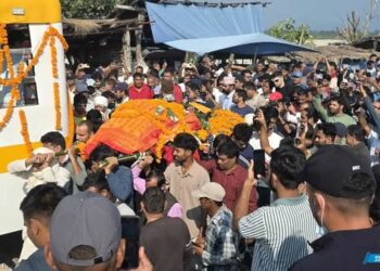 राष्ट्रिय सम्मानका साथ विपिन जोशीको महाकालीमा अन्त्येष्टि
