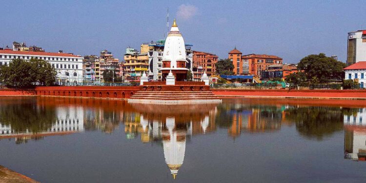 भाइटीकाको दिन खुल्ने बालगोपालेश्वरको मन्दिर विहानैदेखि खुला