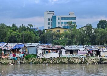 शनिबार थापाथली सुकुम्बासी बस्तीमा चल्यो डोजर, सुरक्षा कडा