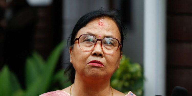 ईश्वरी न्यौपानेको घोषणा : गगनले आधिकारिकता पाएपछि कांग्रेसको साधारण सदस्य मात्रै बस्ने