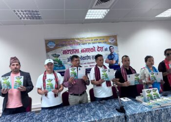 सेसेल्समा साहित्यकार गणेश खड्काको ‘नक्शामा नभएको देश’ लोकार्पण