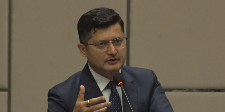 ऊर्जा क्षेत्रमा ९०० अर्ब रुपैयाँसम्म थप लगानीको क्षमता : नेपाल राष्ट्र बैंक