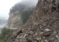 पहिरो र बाढीका कारण देशका विभिन्न राजमार्ग अवरुद्ध