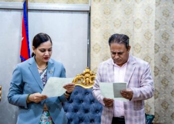 स्वास्थ्य बीमा बोर्डको नयाँ अध्यक्ष बने डा. सुवास प्याकुरेल