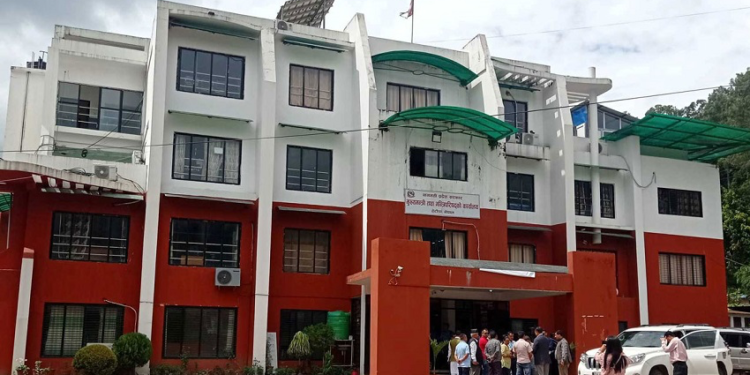 बागमतीमा सत्ता फेरबदलको तयारी, एमालेभित्र मुख्यमन्त्रीका लागि रस्साकस्सी