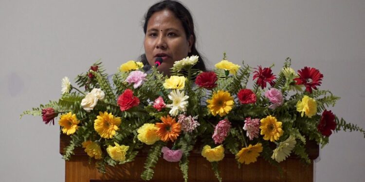 लाल आयोगको प्रतिवेदन सार्वजनिक गर्न पहल गर्छौँ : मन्त्री गिता चौधरी