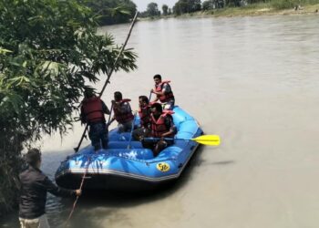 नदीमा डुब्न लागेका ७२ वर्षीय गुरुङको जीवितै उद्धार
