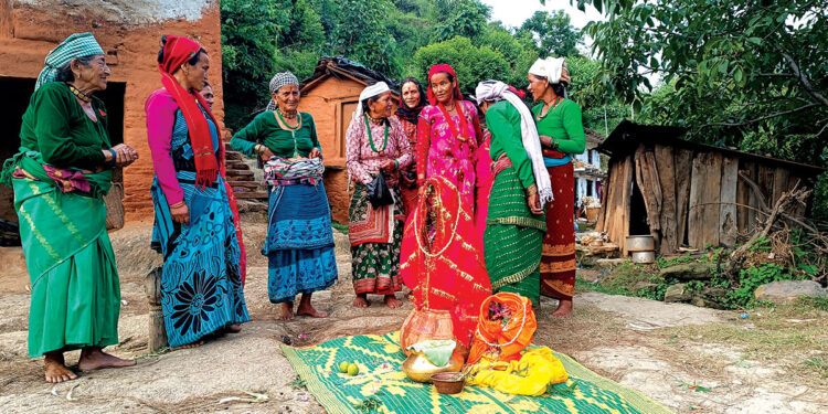 घरघरमा बिरुडा, गाउँगाउँमा देउडाको रौनक