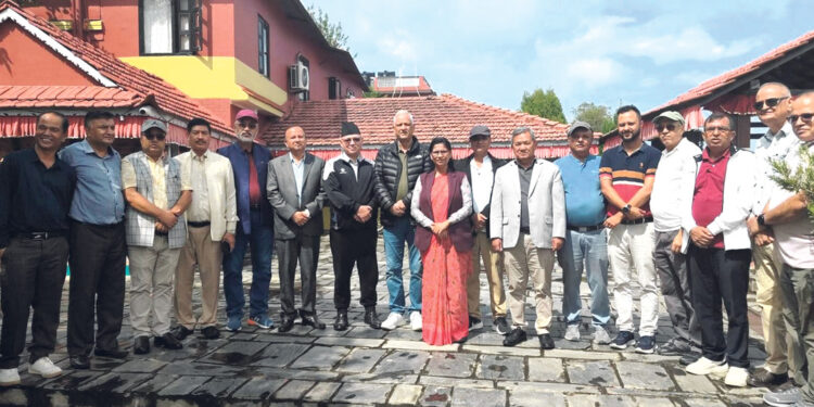 एमाले पुनर्गठनमा नेतृत्व व्यवस्थापन पेचिलो