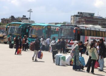 दशैँका लागि साढे ५ लाख नजिकिए उपत्यका छाड्ने यात्रु