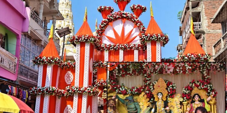 मधेशमा दुर्गा माताको प्रतिमा विसर्जन गर्दै जात्रा पर्व मनाइयो
