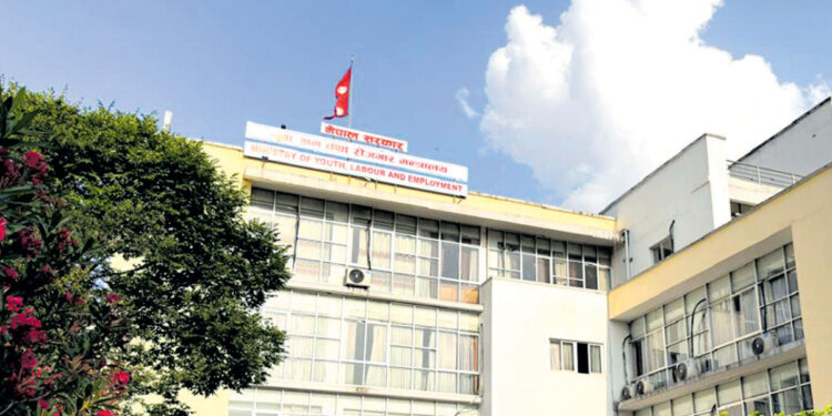एक महिनामा ७३ हजारभन्दा बढी नेपालीले लिए वैदेशिक रोजगारीको श्रम स्वीकृति